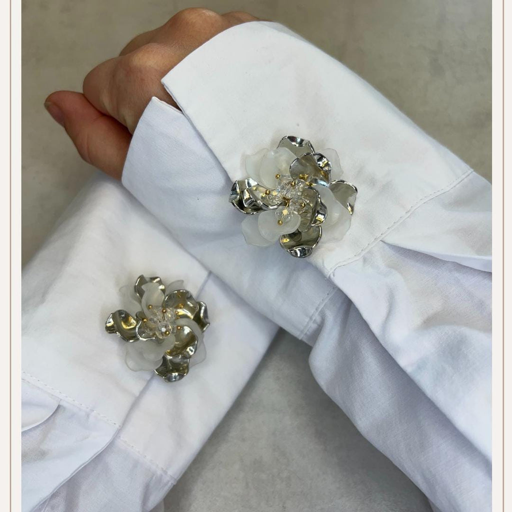 Silver Carnation Button Cover