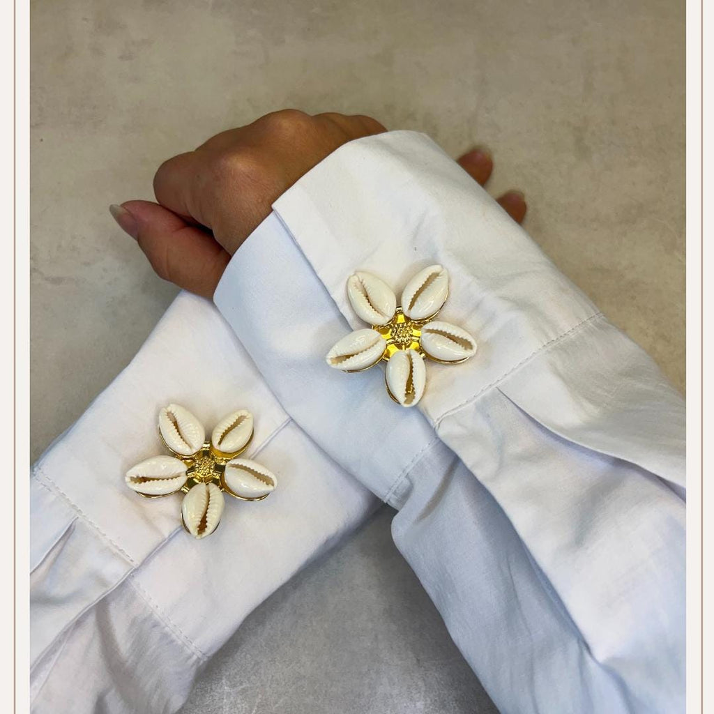 Shell Flower Gold Button Cover