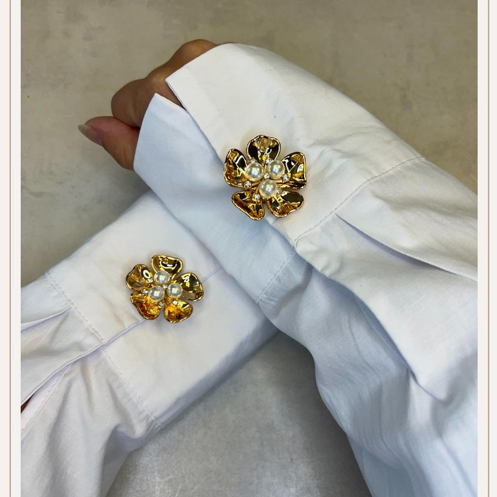 Gold Flower 5 White Button Cover