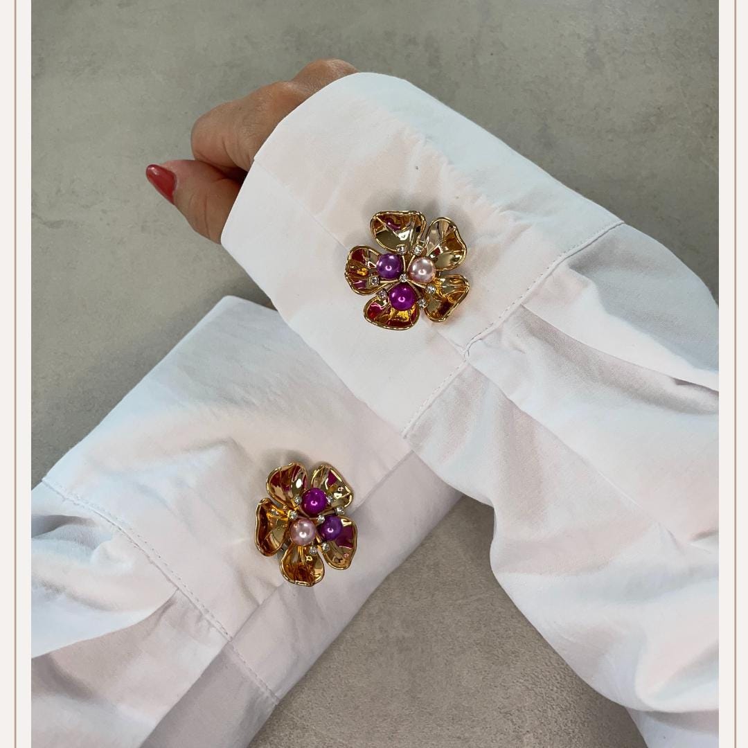 Gold Flower 5 Purple White Button Cover