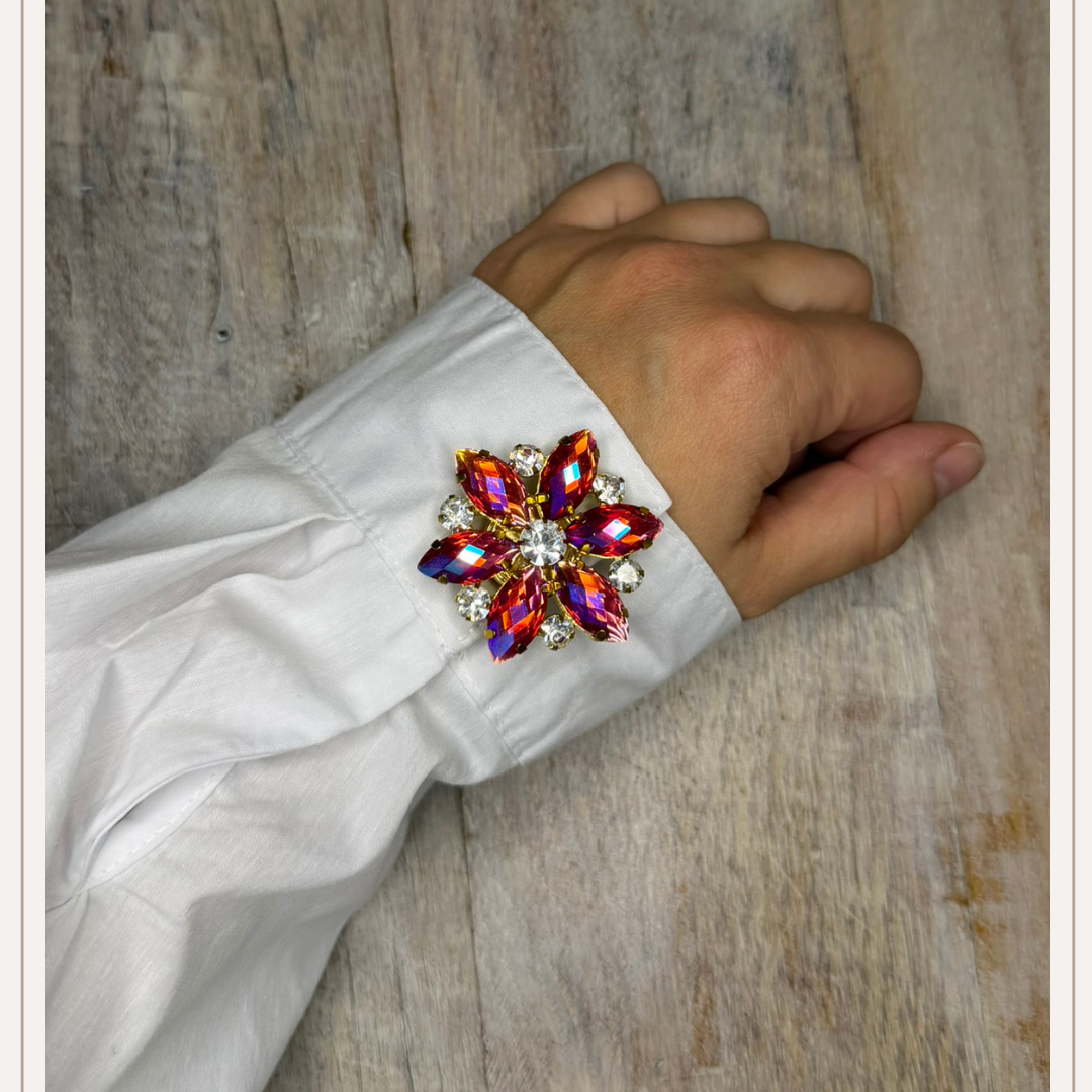 Handgemaakte roze bloem hart button cover